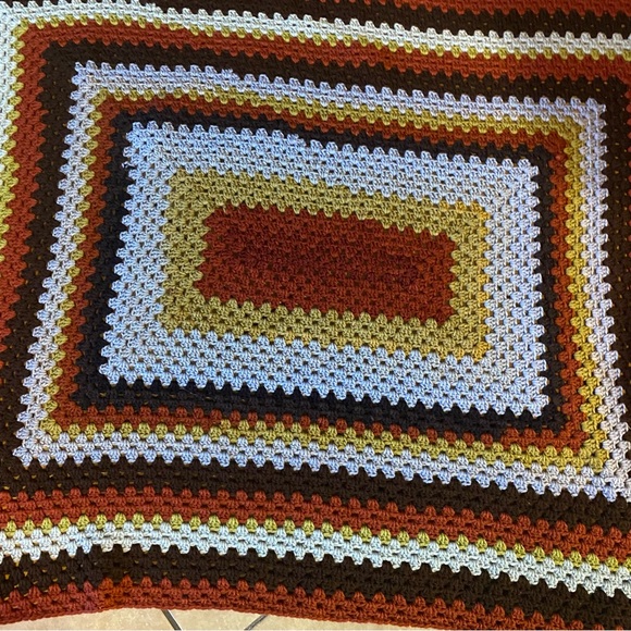 Crochet Afghan Blanket Warm Tones Autumn Fall Brown Gold Burnt Orange 51” X 41” - Picture 2 of 5